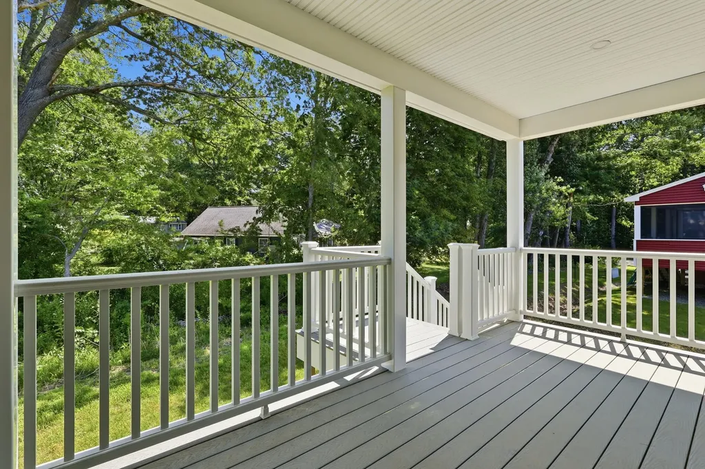 3 Hardwood Lane Kennebunk ME 04043