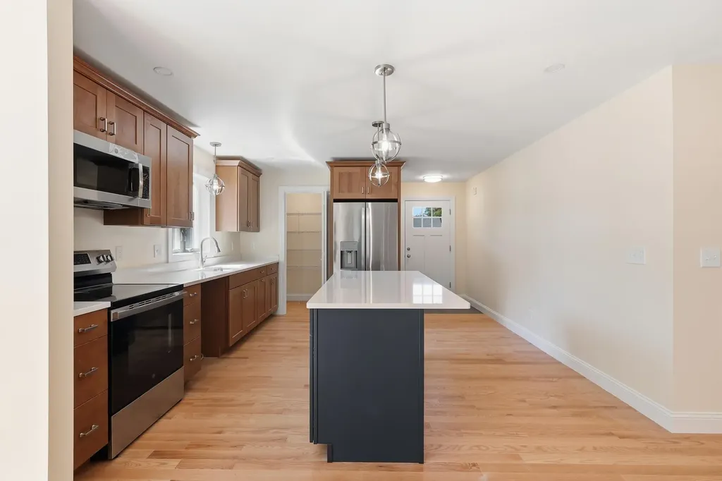 3 Hardwood Lane Kennebunk ME 04043