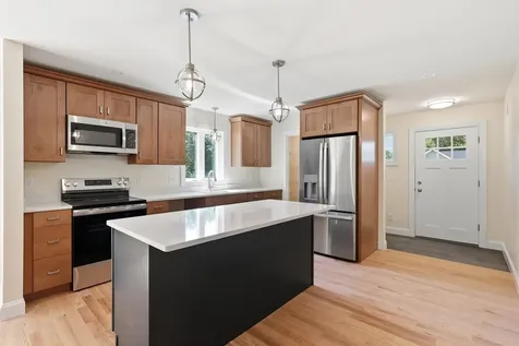 3 Hardwood Lane Kennebunk ME 04043