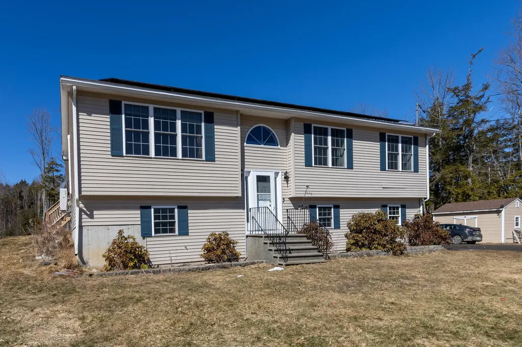 56 Cedar Breeze S Glenburn ME 04401