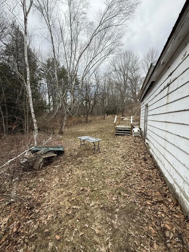 156 Alpine Street Paris ME 04281