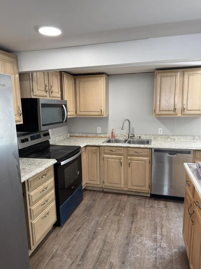 156 Alpine Street Paris ME 04281