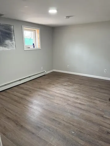 156 Alpine Street Paris ME 04281
