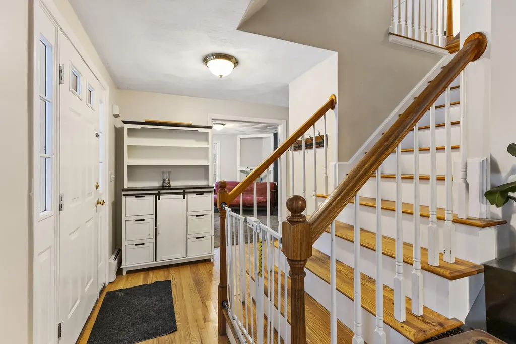 6 Kestrel Circle York ME 03909