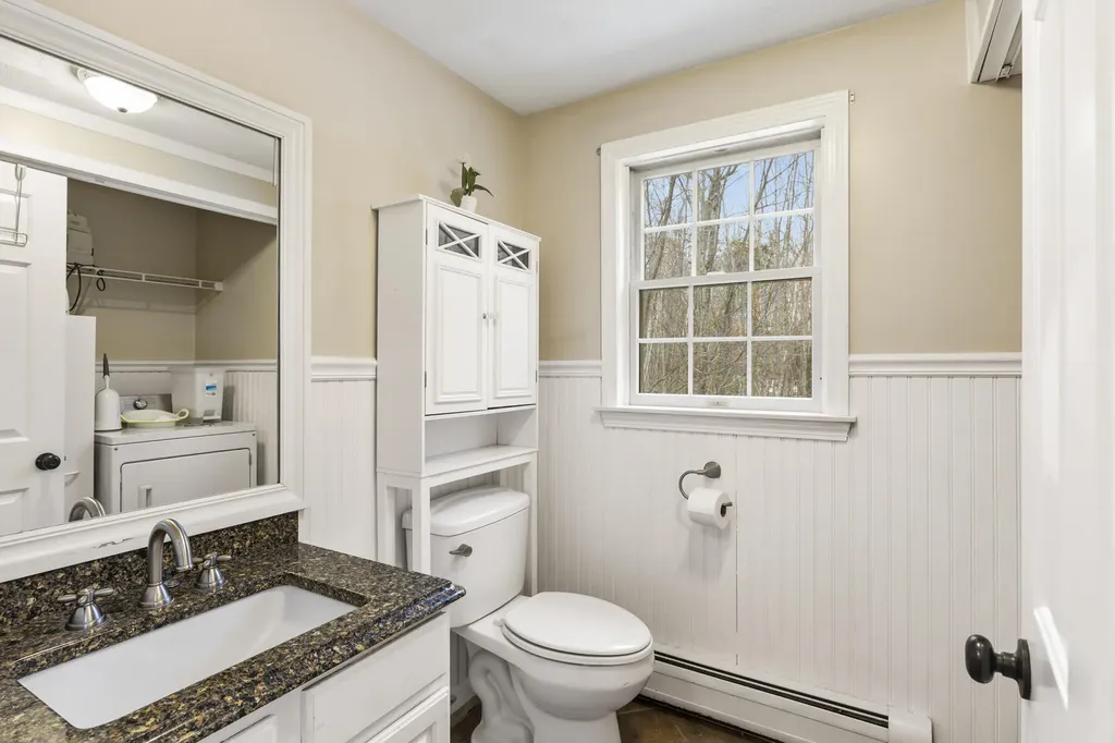 6 Kestrel Circle York ME 03909