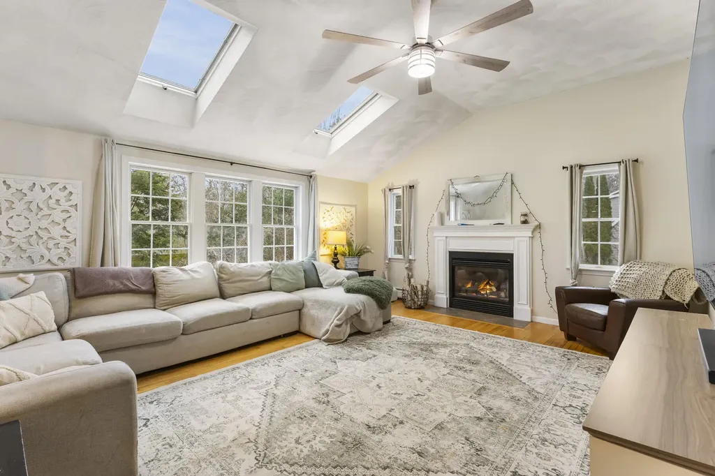 6 Kestrel Circle York ME 03909