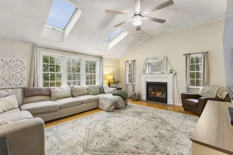 6 Kestrel Circle York ME 03909