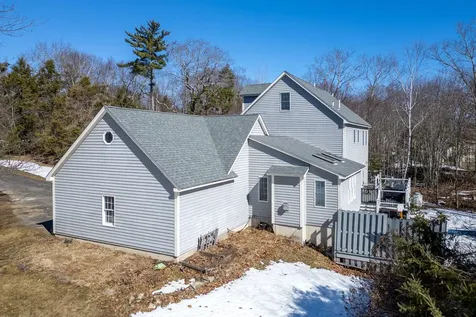 6 Kestrel Circle York ME 03909