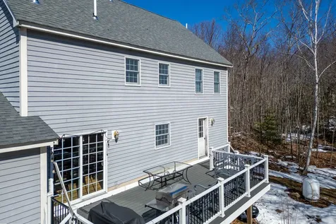 6 Kestrel Circle York ME 03909