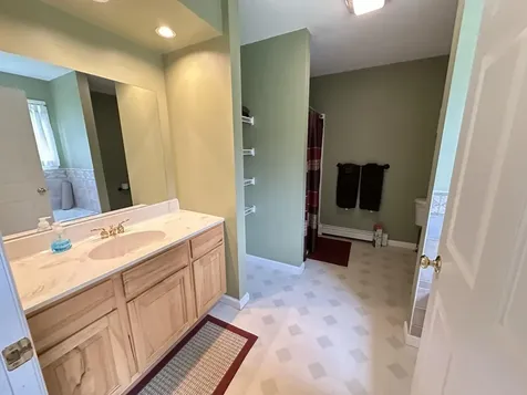 15 Cooley Lane Ogunquit ME 03907