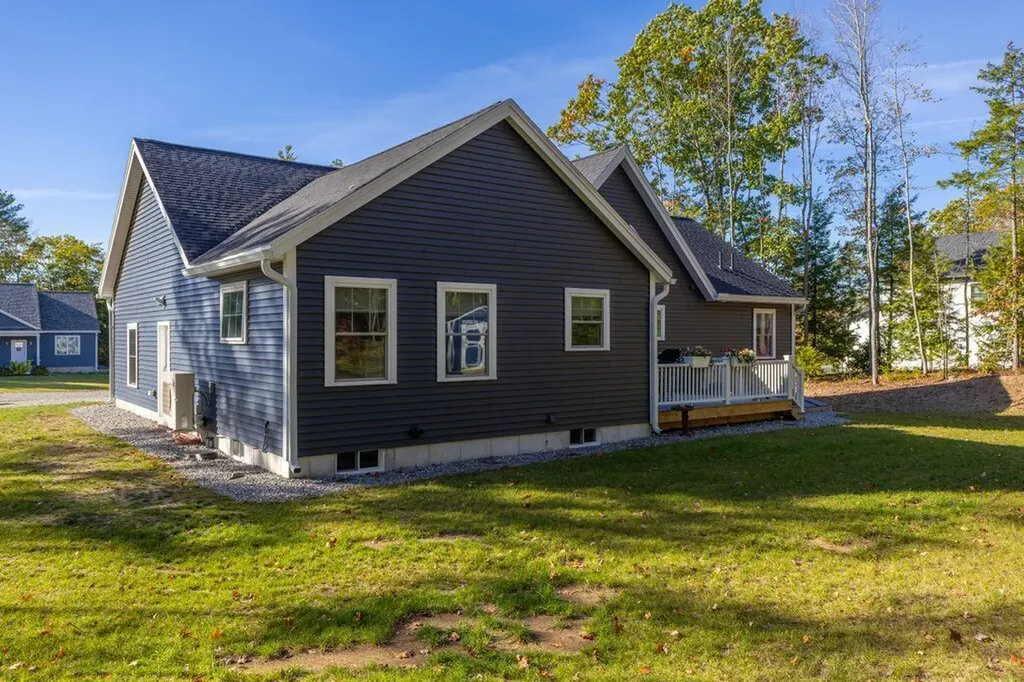 Lot 14 Raspberry Lane Topsham ME 04086
