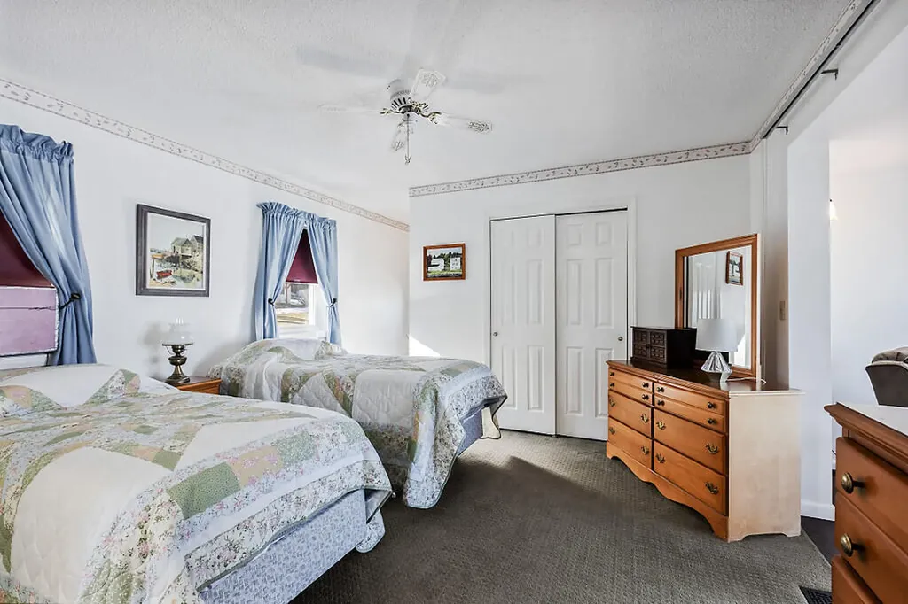 109 Luckys Landing Road Glenburn ME 04401