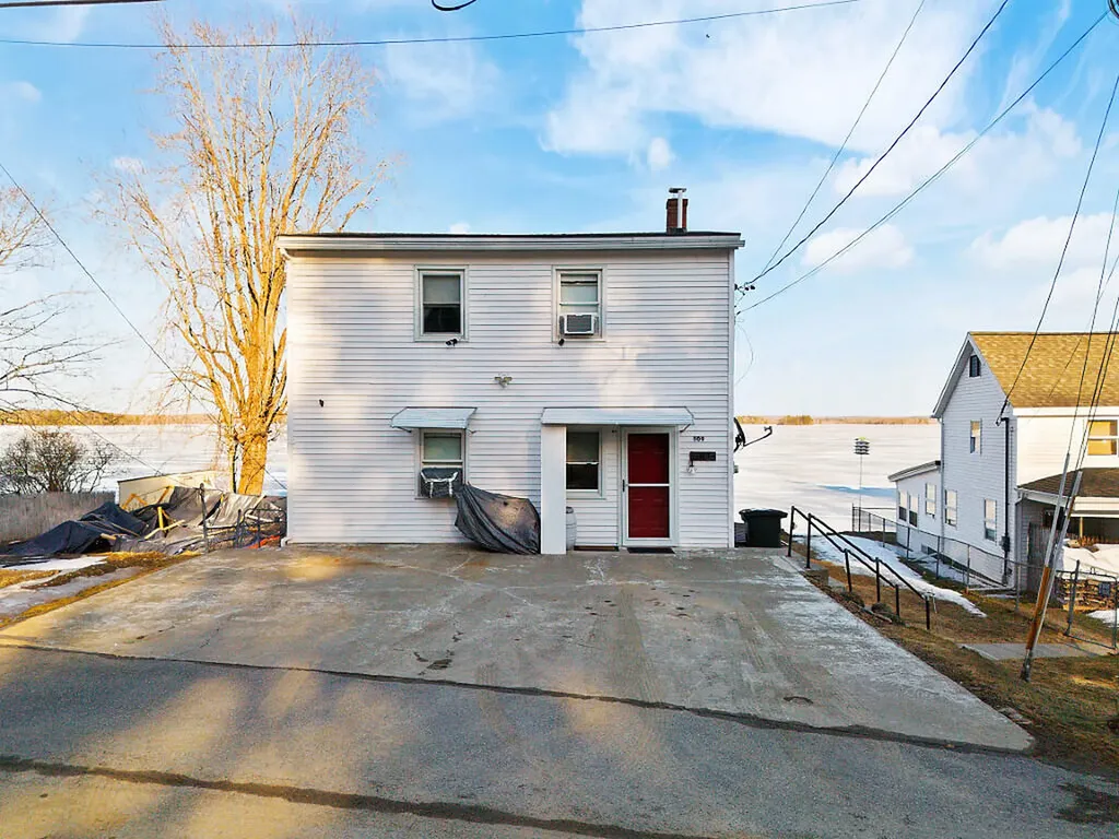 109 Luckys Landing Road Glenburn ME 04401
