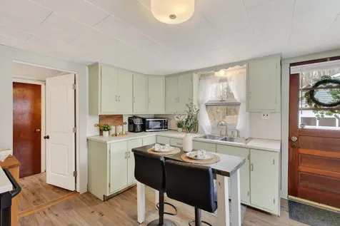 288 Manley Road Auburn ME 04210