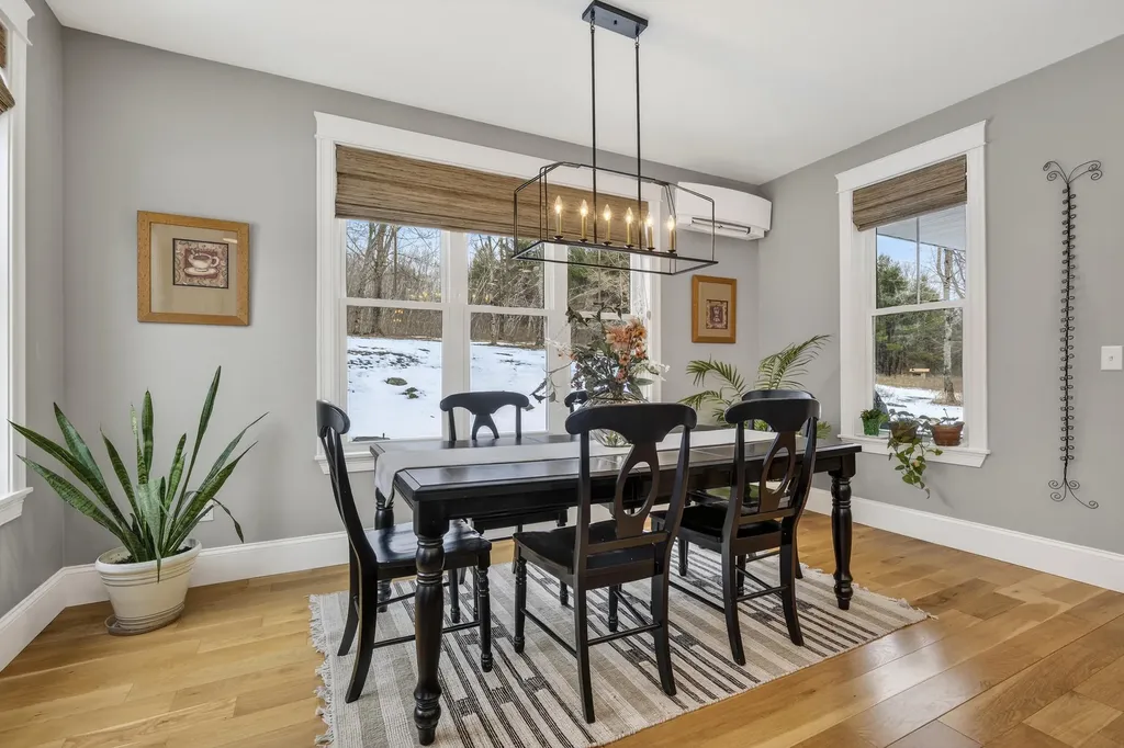 21 Cliff Drive Windham ME 04062