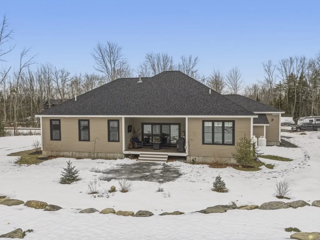 21 Cliff Drive Windham ME 04062