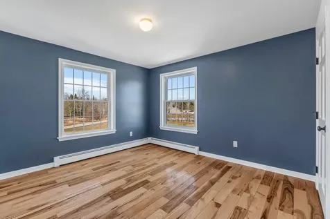 106 Nolan Road Holden ME 04429