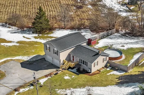 106 Nolan Road Holden ME 04429