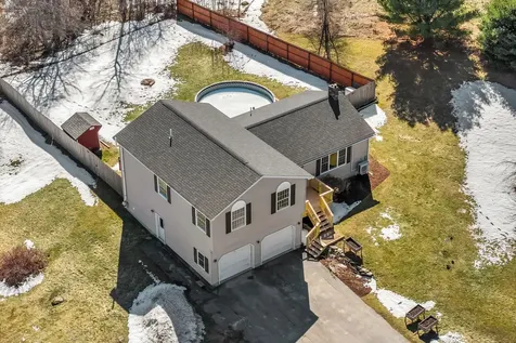 106 Nolan Road Holden ME 04429