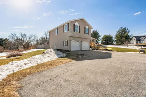 106 Nolan Road Holden ME 04429