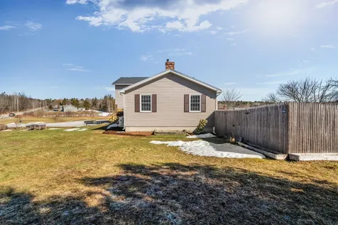 106 Nolan Road Holden ME 04429