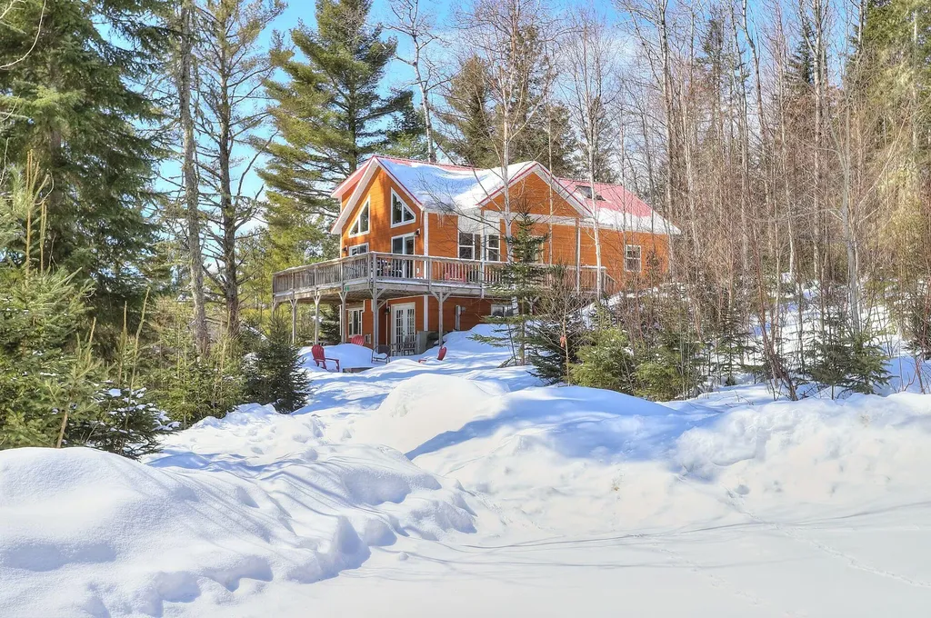 20 Mahara Lane Rangeley ME 04970