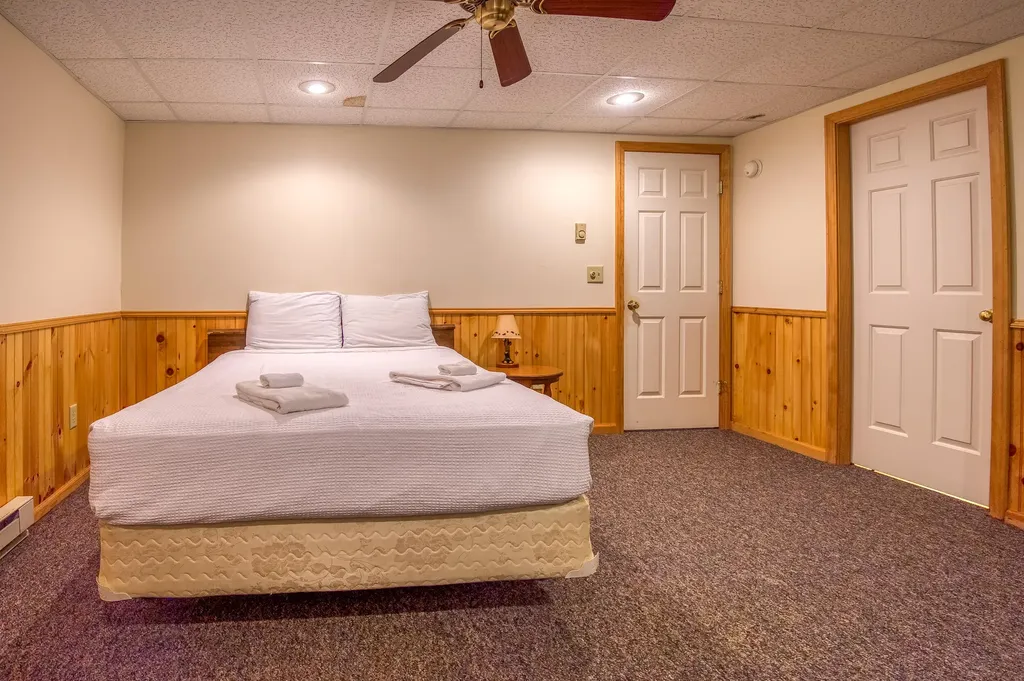 20 Mahara Lane Rangeley ME 04970