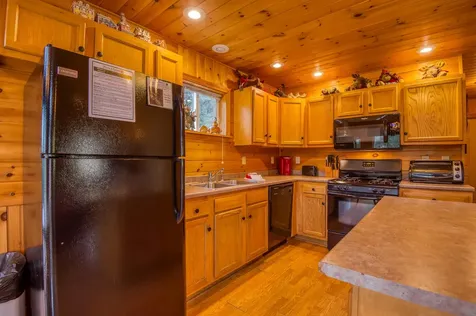 20 Mahara Lane Rangeley ME 04970
