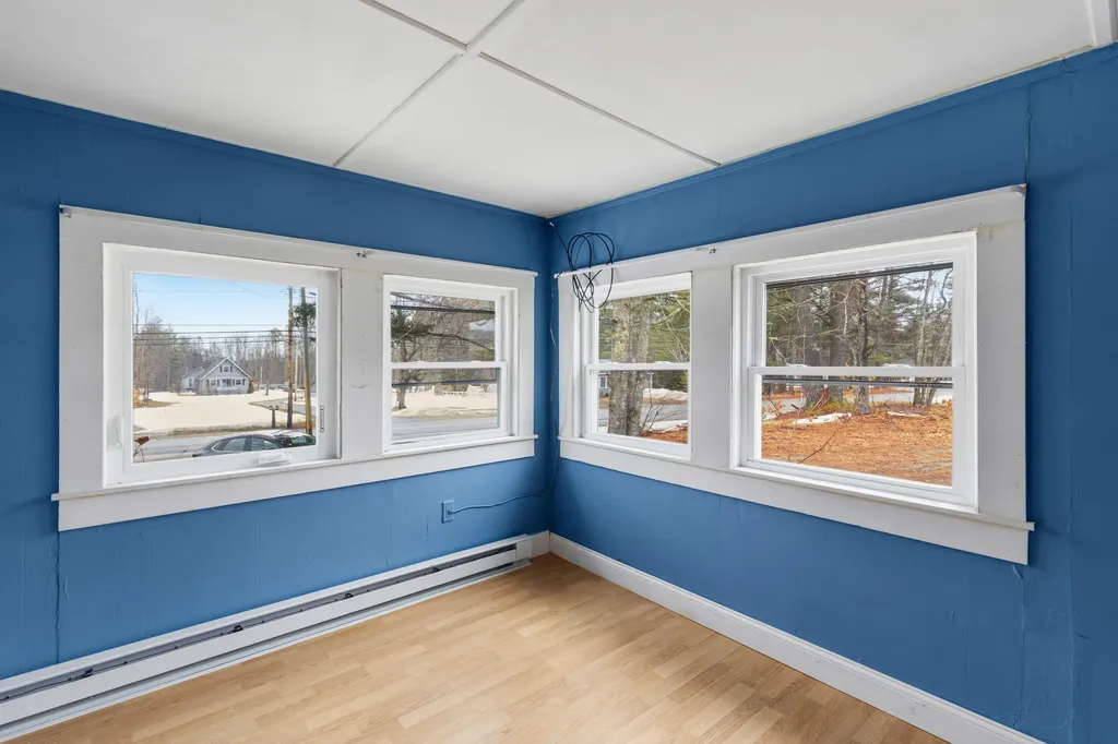1042 Pequawket Trail Standish ME 04085