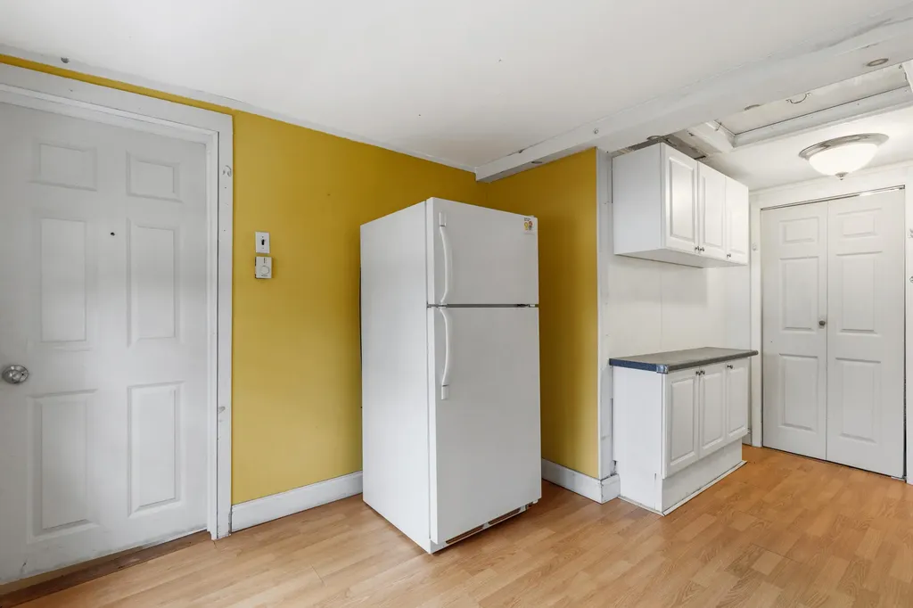 1042 Pequawket Trail Standish ME 04085