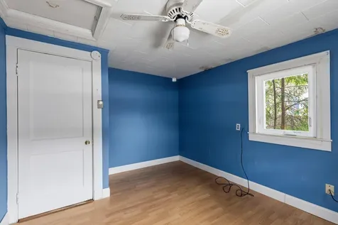 1042 Pequawket Trail Standish ME 04085