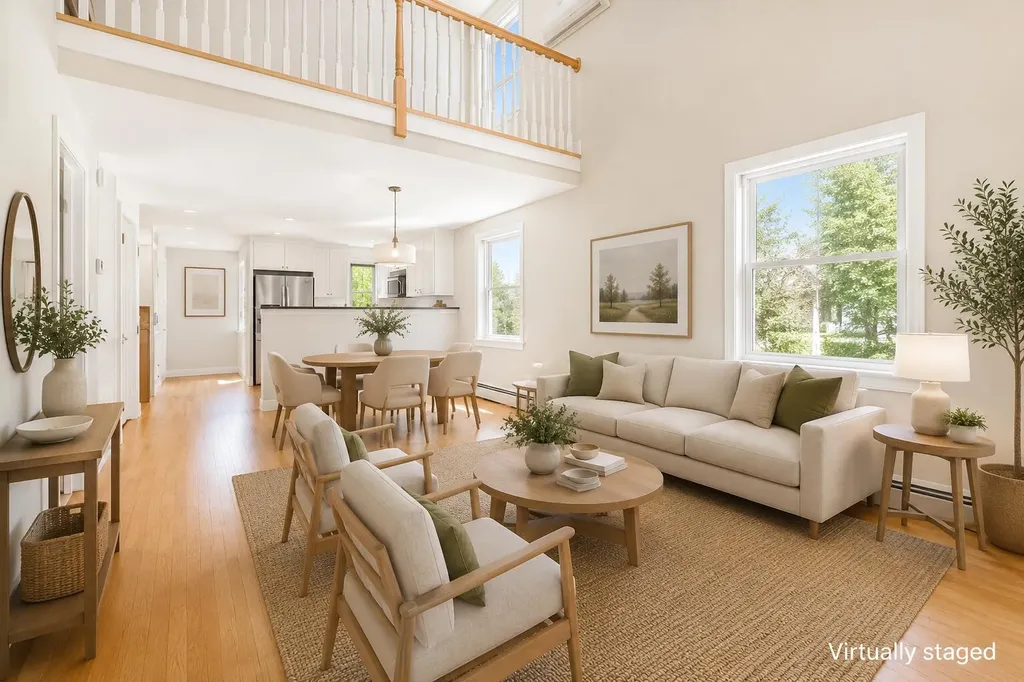 2 Lexington Drive Kennebunk ME 04043