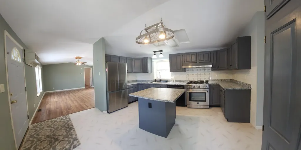 57 Lorna Lane Glenburn ME 04401