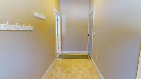 18 Jillian Way Glenburn ME 04401