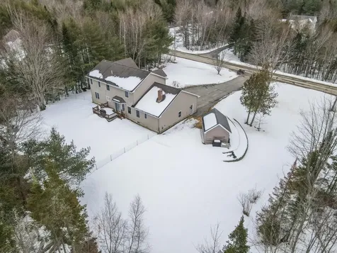 18 Jillian Way Glenburn ME 04401