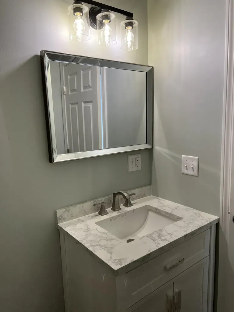97 Cove Road Winterport ME 04496