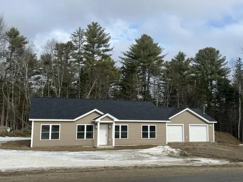 97 Cove Road Winterport ME 04496