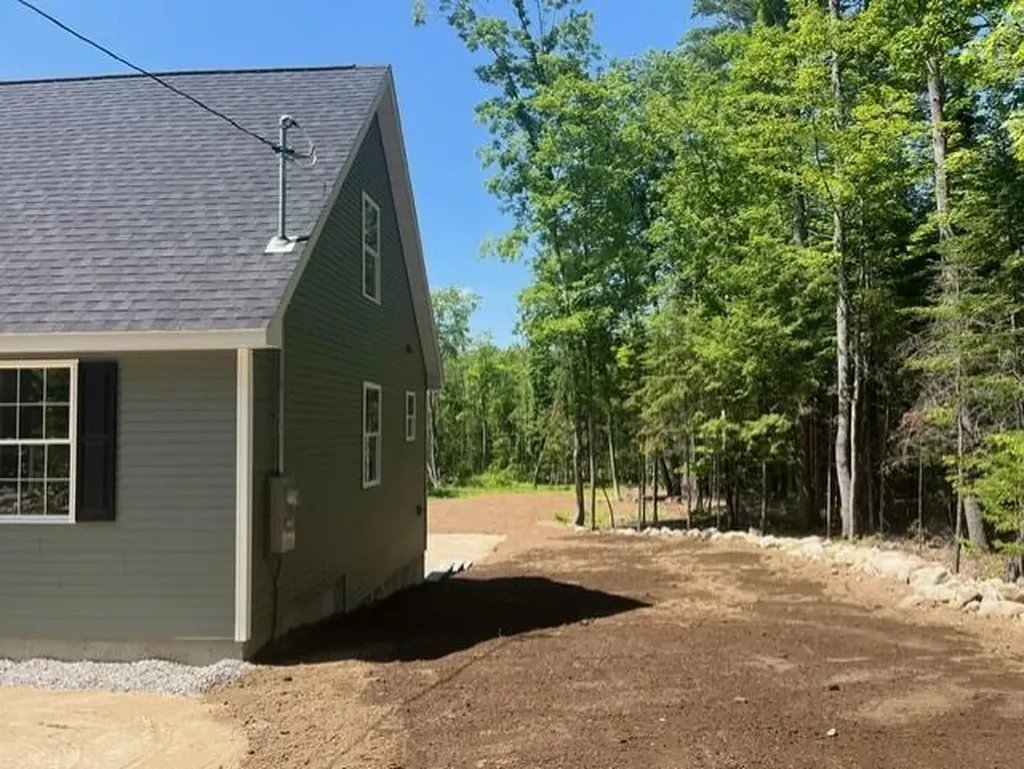 Lot 47 Colonial Circle Harrison ME 04040