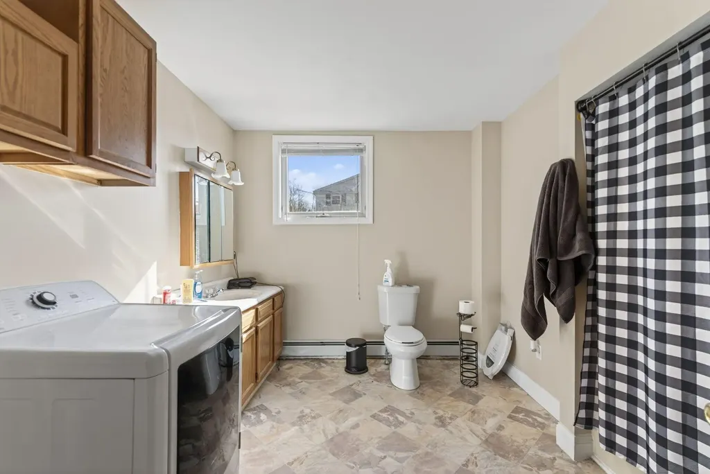 2578 Hotel Road Auburn ME 04210