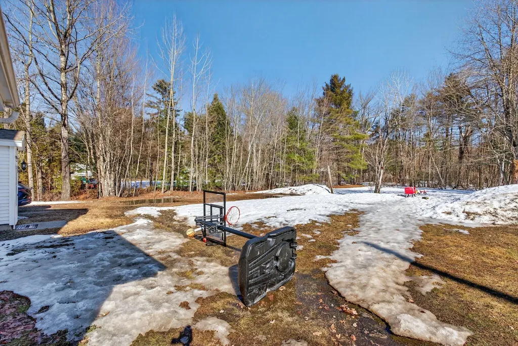 2578 Hotel Road Auburn ME 04210