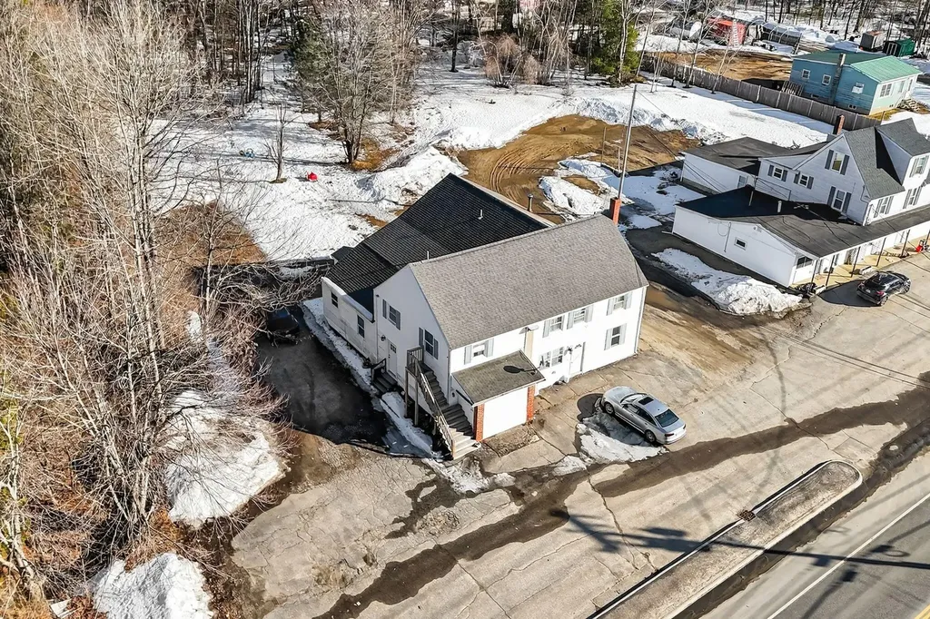 2578 Hotel Road Auburn ME 04210