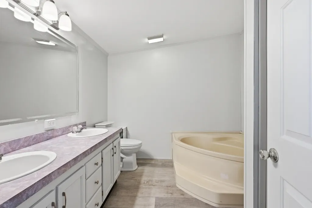 19 Bunker Avenue Fairfield ME 04937