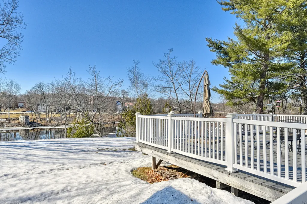 19 Bunker Avenue Fairfield ME 04937