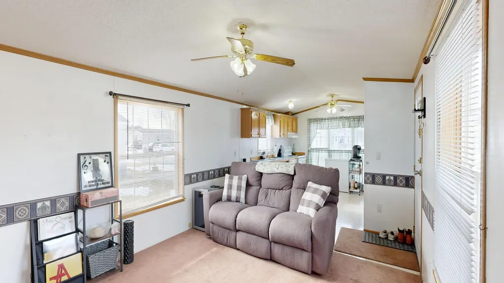 10 Sarah Avenue Lewiston ME 04240