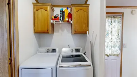 10 Sarah Avenue Lewiston ME 04240