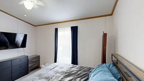 10 Sarah Avenue Lewiston ME 04240