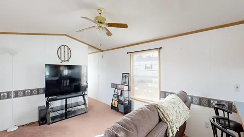 10 Sarah Avenue Lewiston ME 04240
