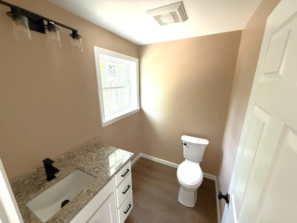 45 Snowberry Lane Palermo ME 04354