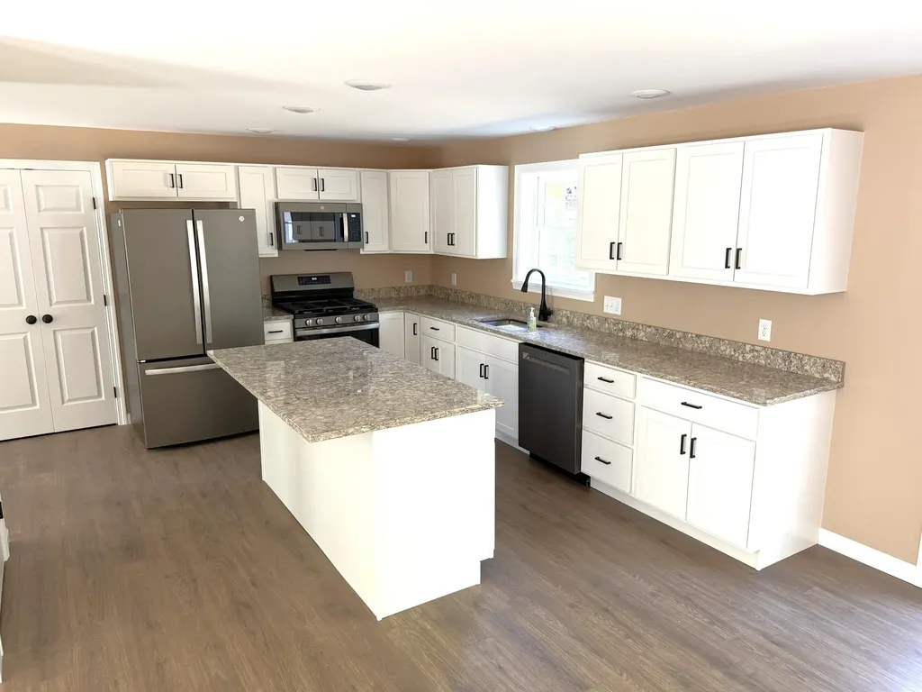 45 Snowberry Lane Palermo ME 04354