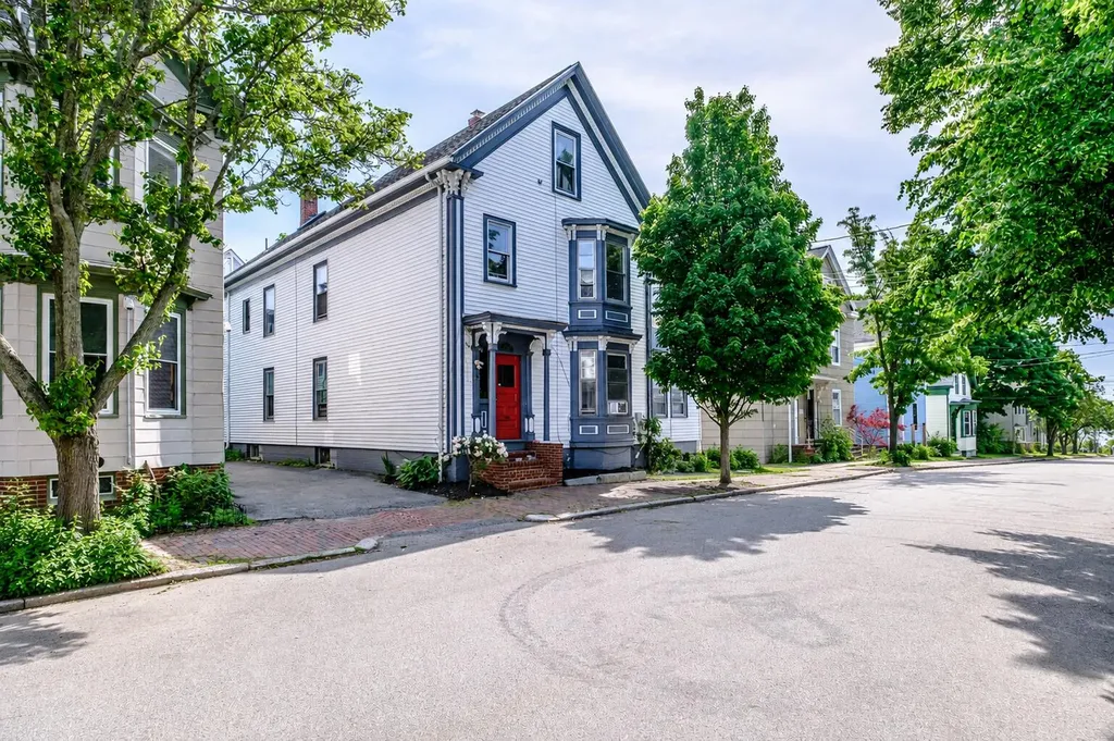 33 O'brion Street Portland ME 04101